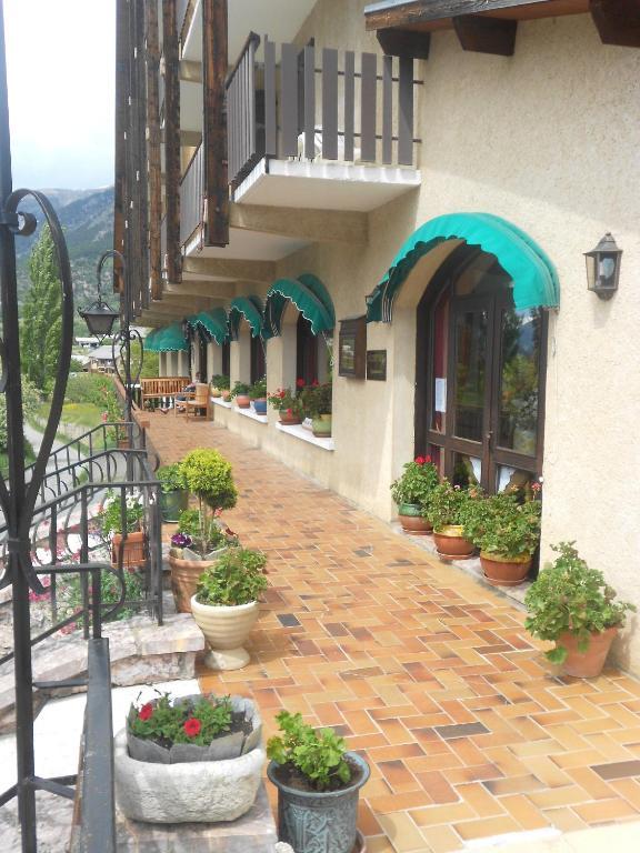 Hotel Les Barnieres Guillestre Ngoại thất bức ảnh
